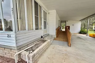 211 Aspen Cir, Leesburg, FL 34748 - Photo 57