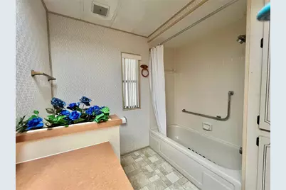 180 Hibiscus Way, Leesburg, FL 34748 - Photo 25