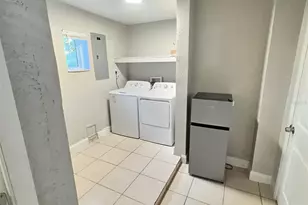 102 Quintard Ave, Orlando, FL 32811 - Photo 15