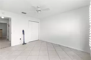 1819 Captiva Ct, The Villages, FL 32162 - Photo 13