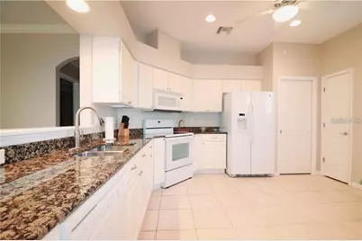 5532 Sir Churchill Drive, Leesburg, FL 34748 - Photo 7