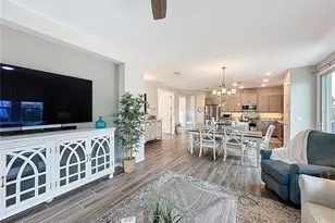 422 Alcove Dr, Groveland, FL 34736 - Photo 13