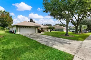 11637 Grand Bay Blvd, Clermont, FL 34711 - Photo 5