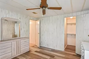 1102 Dustin Dr, Lady Lake, FL 32159 - Photo 25