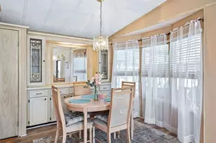 1102 Dustin Dr, Lady Lake, FL 32159 - Photo 15