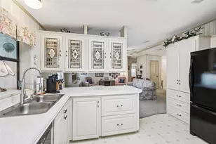 25726 Oak Alley, Leesburg, FL 34748 - Photo 19