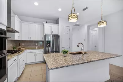 8677 Bridgeport Bay Circle, Mount Dora, FL 32757 - Photo 15