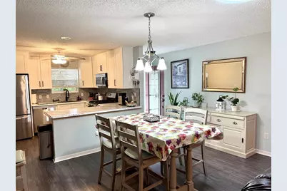 17662 SE 93rd Butler Court, The Villages, FL 32162 - Photo 11