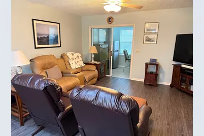 17662 SE 93rd Butler Court, The Villages, FL 32162 - Photo 5