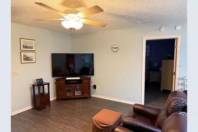 17662 SE 93rd Butler Court, The Villages, FL 32162 - Photo 7