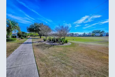 676 Camino Del Rey Drive, The Villages, FL 32159 - Photo 33
