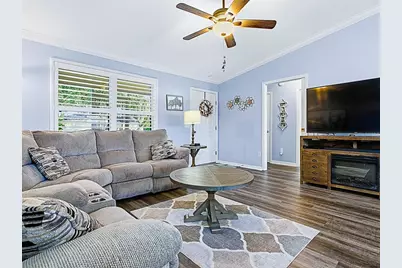 676 Camino Del Rey Drive, The Villages, FL 32159 - Photo 7