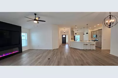 6652 Tammy Lane, The Villages, FL 34762 - Photo 3