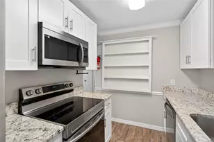 607 Patricia Ave, Fruitland Park, FL 34731 - Photo 3