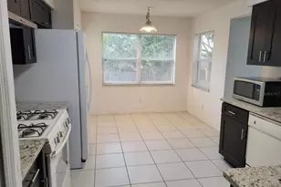 13305 Pinyon Dr, Clermont, FL 34711 - Photo 9