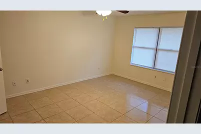 372 E Beach Street, Groveland, FL 34736 - Photo 7