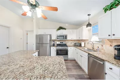 2670 Privada Drive, The Villages, FL 32162 - Photo 17