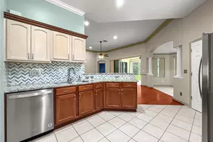 8045 Waterbury Way, Mount Dora, FL 32757 - Photo 11