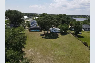 243 S Central Avenue, Umatilla, FL 32784 - Photo 7