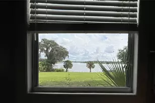 243 S Central Ave, Umatilla, FL 32784 - Photo 37