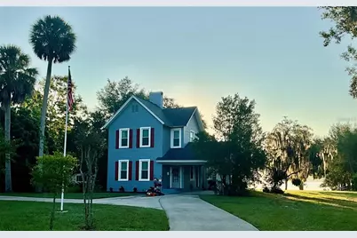 243 S Central Avenue, Umatilla, FL 32784 - Photo 1