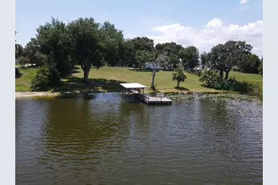 243 S Central Avenue, Umatilla, FL 32784 - Photo 3