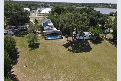243 S Central Avenue, Umatilla, FL 32784 - Photo 3