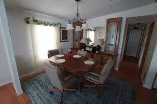 717 Royal Palm Ave, Lady Lake, FL 32159 - Photo 5