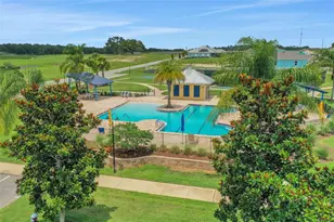 981 Fiesta Key Cir, Lady Lake, FL 32159 - Photo 3