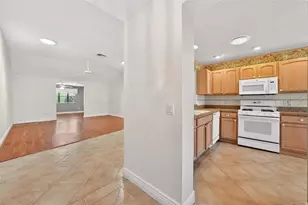 1305 La Estrellita Way, The Villages, FL 32162 - Photo 11