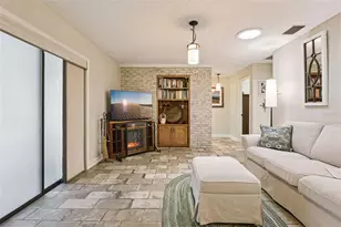 1105 N Valencia Ave, Howey in the Hills, FL 34737 - Photo 13