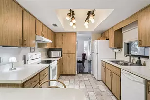 1105 N Valencia Ave, Howey in the Hills, FL 34737 - Photo 15