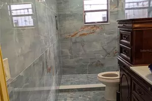 5330 King's Ct, Fruitland Park, FL 34731 - Photo 11