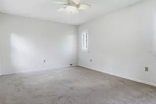 104 Waterwood Dr, Yalaha, FL 34797 - Photo 17