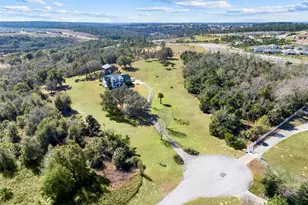 14100 Hunters Trace Ln, Clermont, FL 34715 - Photo 5