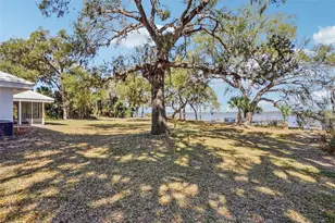 37048 County Rd 452, Grand Island, FL 32735 - Photo 5