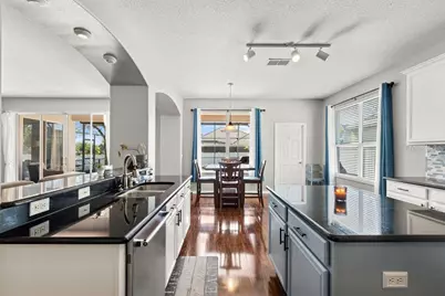 570 Johns Landing Way, Oakland, FL 34787 - Photo 15