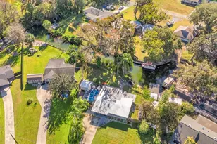 8150 Spring Dr, Yalaha, FL 34797 - Photo 31