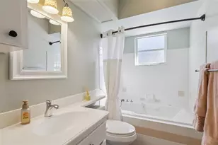 26041 Newcombe Cir, Leesburg, FL 34748 - Photo 19