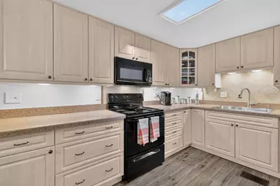 705 Falcon Drive, Tavares, FL 32778 - Photo 15