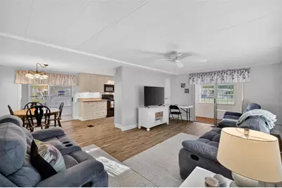 705 Falcon Drive, Tavares, FL 32778 - Photo 9