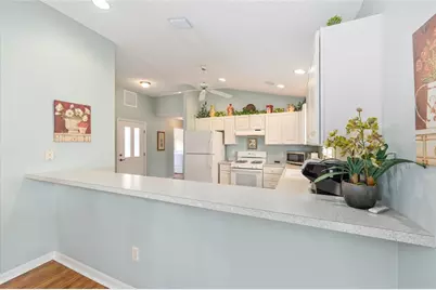 7882 SE 171st Victoria Lane, The Villages, FL 32162 - Photo 9