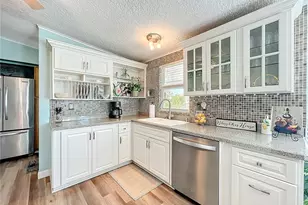 3574 Manatee Rd, Tavares, FL 32778 - Photo 15