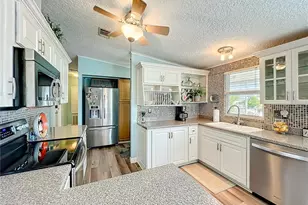 3574 Manatee Rd, Tavares, FL 32778 - Photo 17