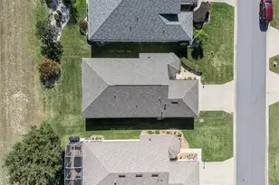 20716 Prince Ranier Pl, Leesburg, FL 34748 - Photo 23