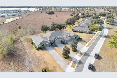 24008 Sardinia Drive, Sorrento, FL 32776 - Photo 39