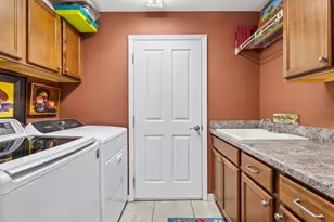 1198 Reading Rd, The Villages, FL 32163 - Photo 31