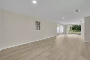 31201 Merry Rd, Tavares, FL 32778 - Photo 9