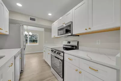 31201 Merry Rd, Tavares, FL 32778 - Photo 17