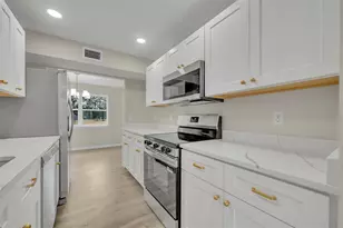 31201 Merry Rd, Tavares, FL 32778 - Photo 17